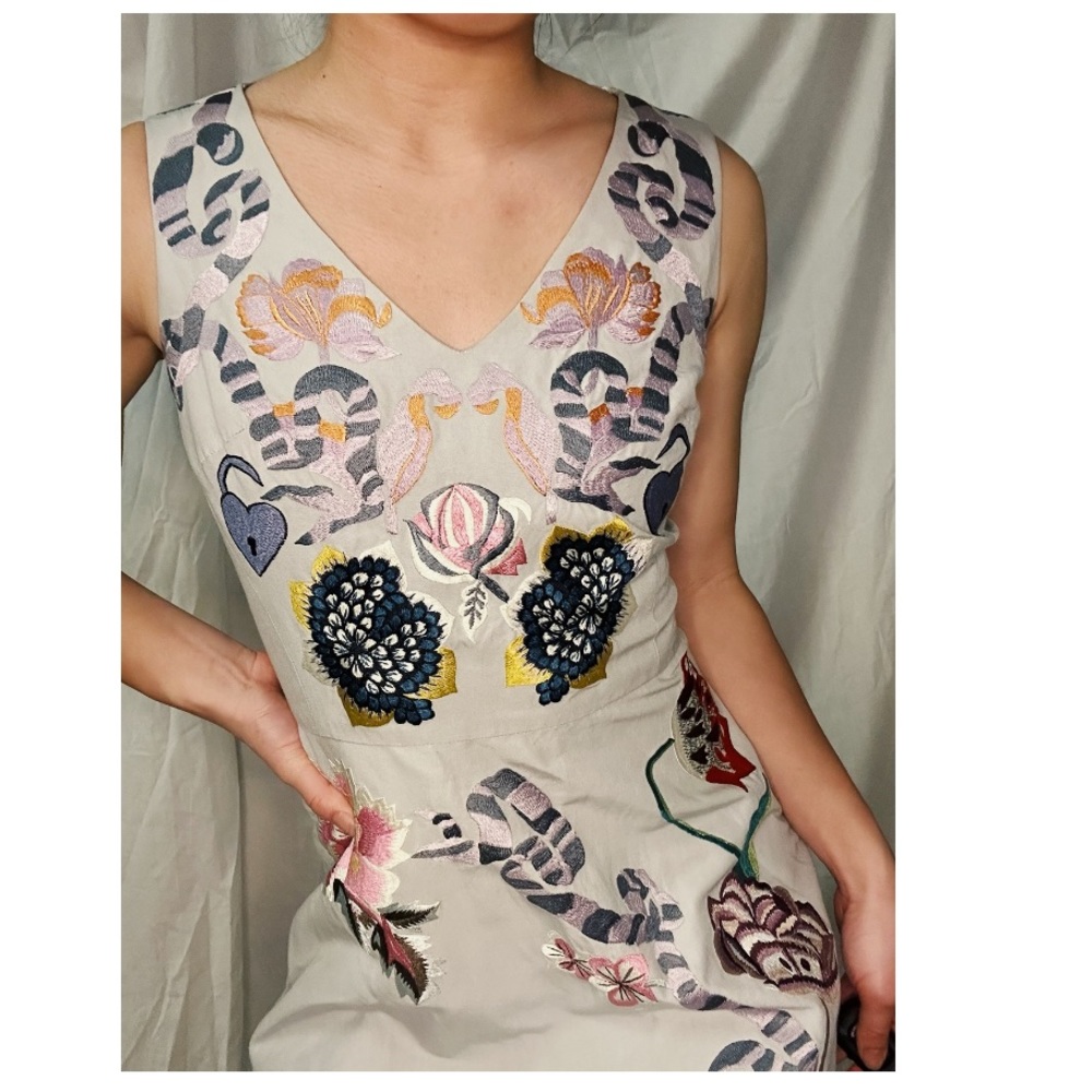 Send offers 💕Vintage Designer Couture Temperley London Embroidered Dress